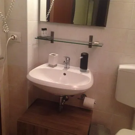 Medoacvs Bed and breakfast Stra